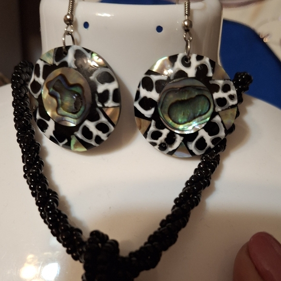 Abalone 2" Necklace Geometric Earrings B/W Round beaded Artisan Design - Picture 6 of 16